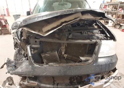 2004 Ford Expedition Eddie Bauer from USA, damaged, VIN 1FMFU18L84LA28373